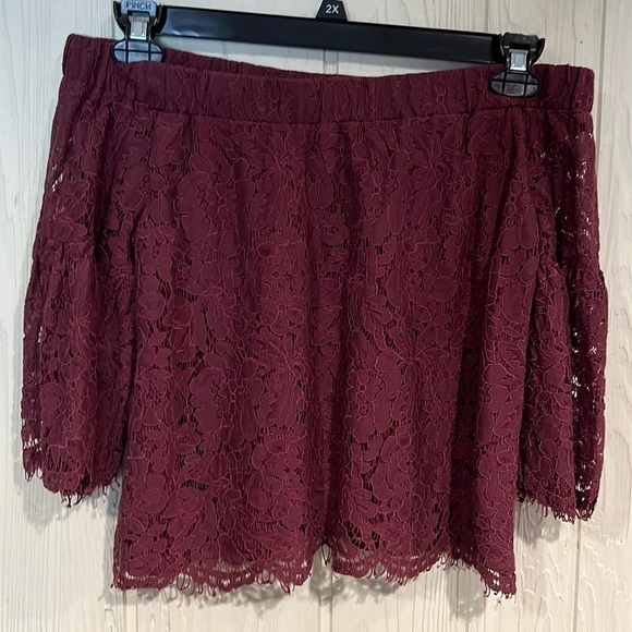 Finn & GRACE Off Shoulder Lace Crop Top size XS - Picture 1 of 9